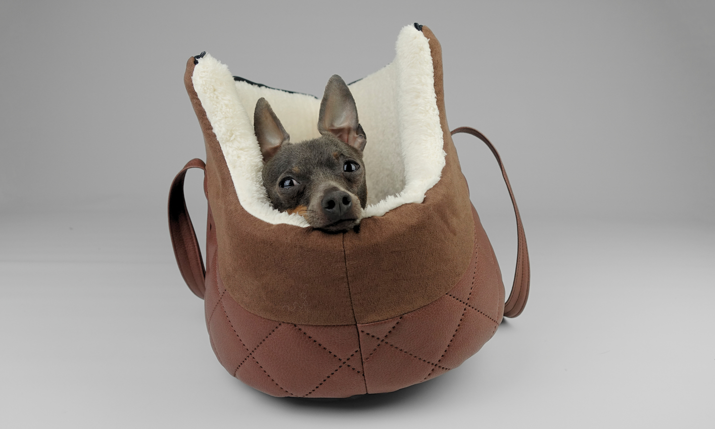 Hillfoot & Paws - Luxury Pet Travel Carrier - Brown