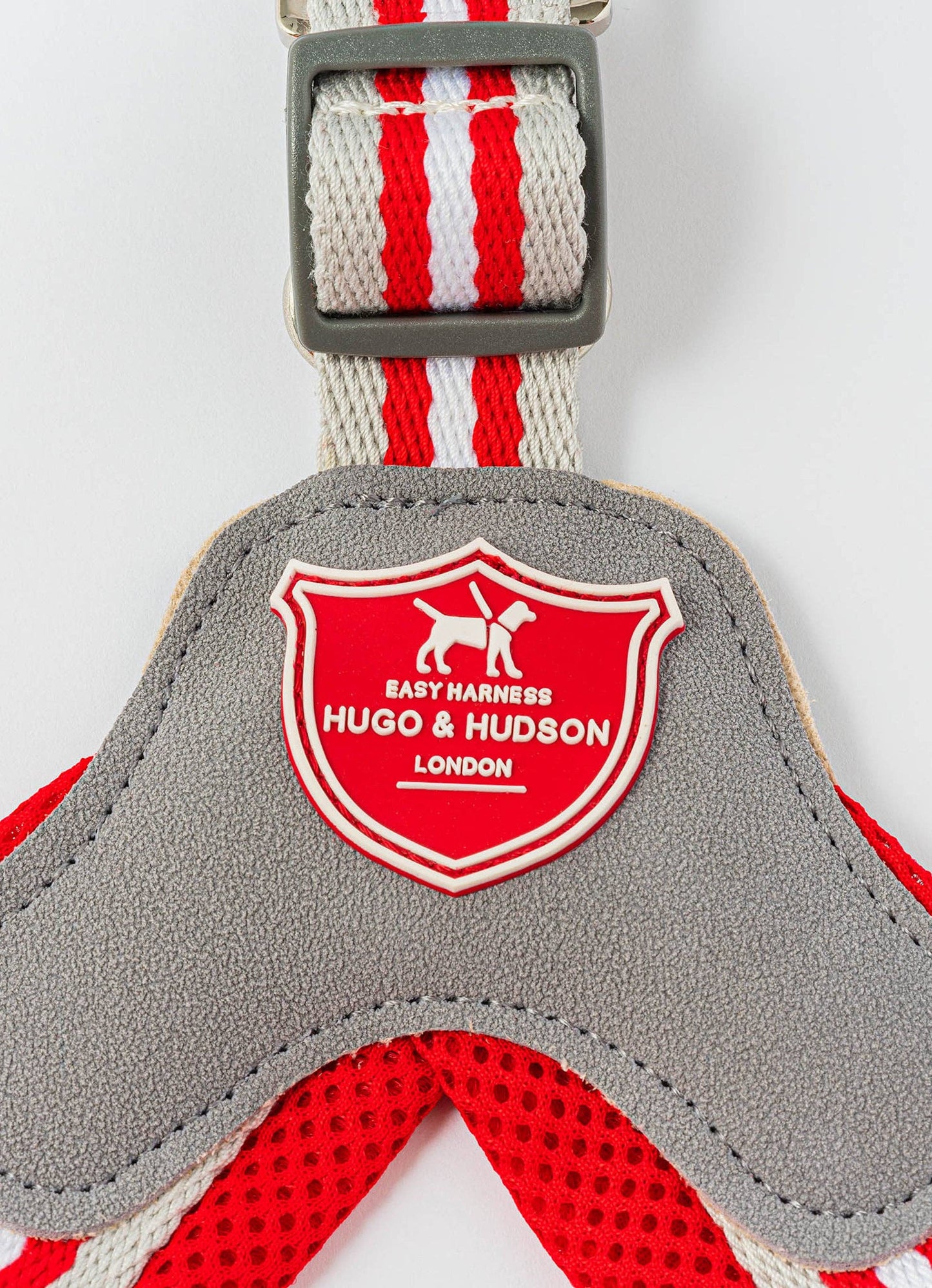 Hugo & Hudson - Easy Walk V Dog Harness - Red - 8